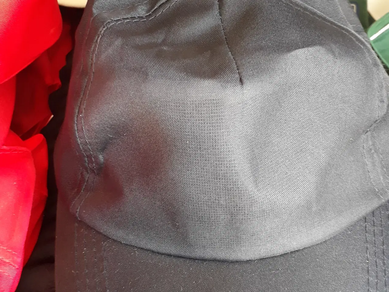 Billede 3 - Golf kaps og alm kaps. 100+80 stk. 