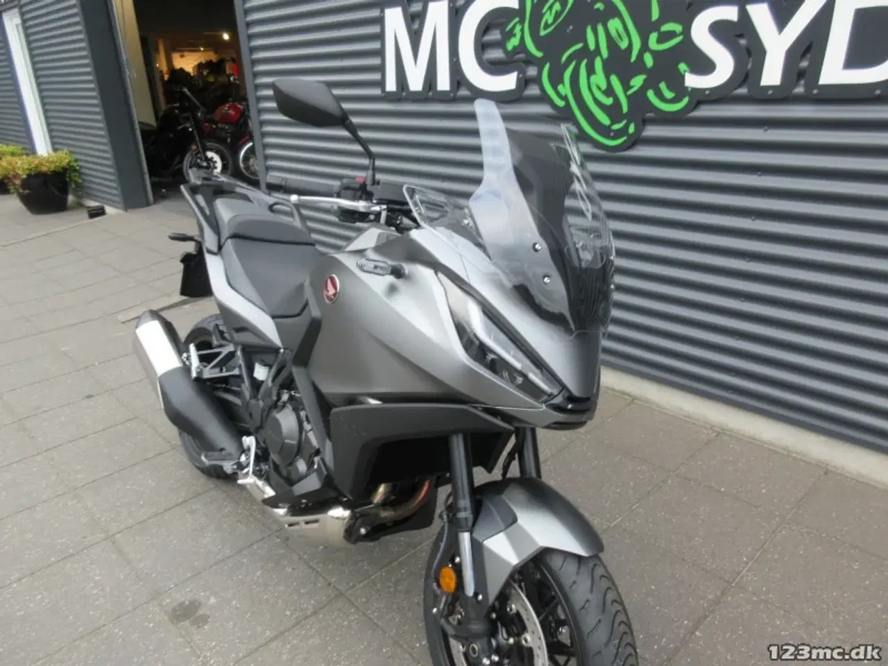 Billede 8 - Honda NT 1100 A MC-SYD BYTTER GERNE  5 ÅRS FABRIKS GARANTI