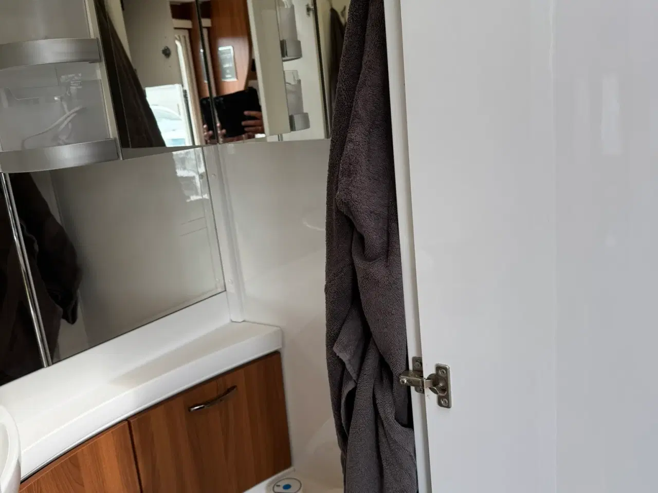 Billede 5 - Hobby Excellent 540 UFF 2018 m/queensbed