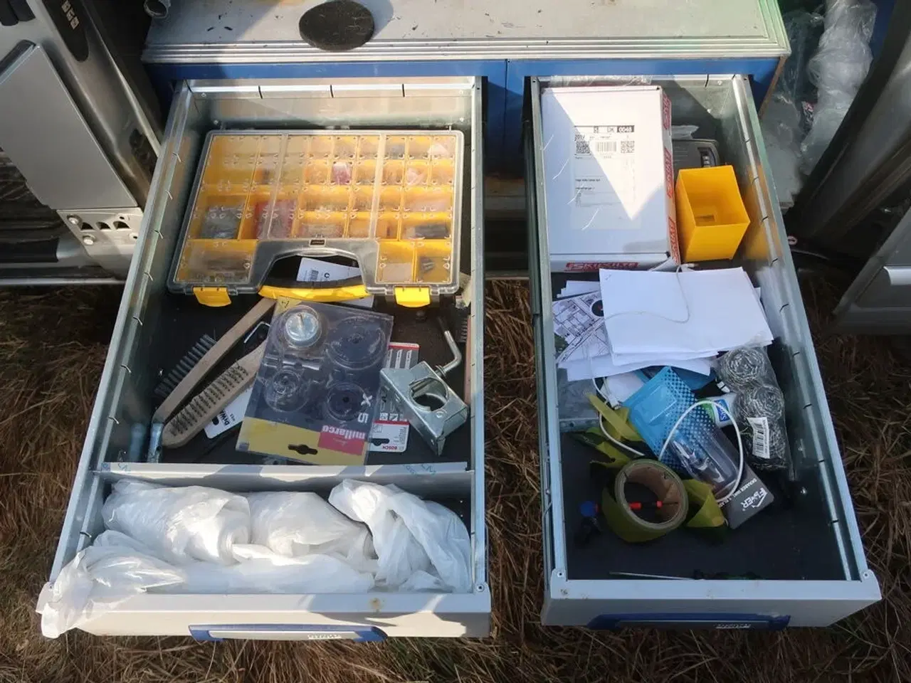 Billede 17 - Varebil FORD TRANSIT CUSTOM VAN 2.0 TDCI - FWD (170 HK) med indhold