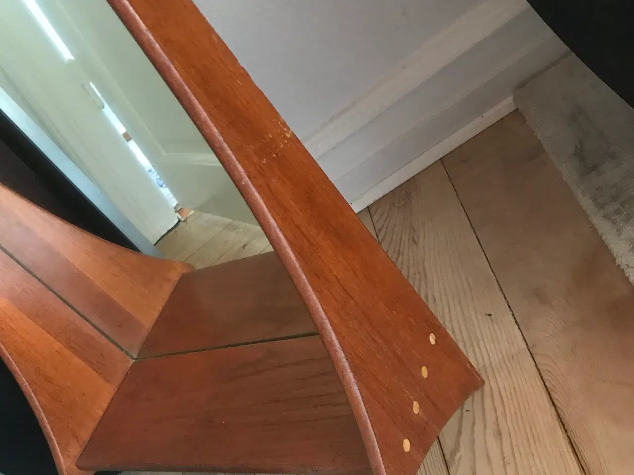 Billede 5 - Teak spejl m hylde