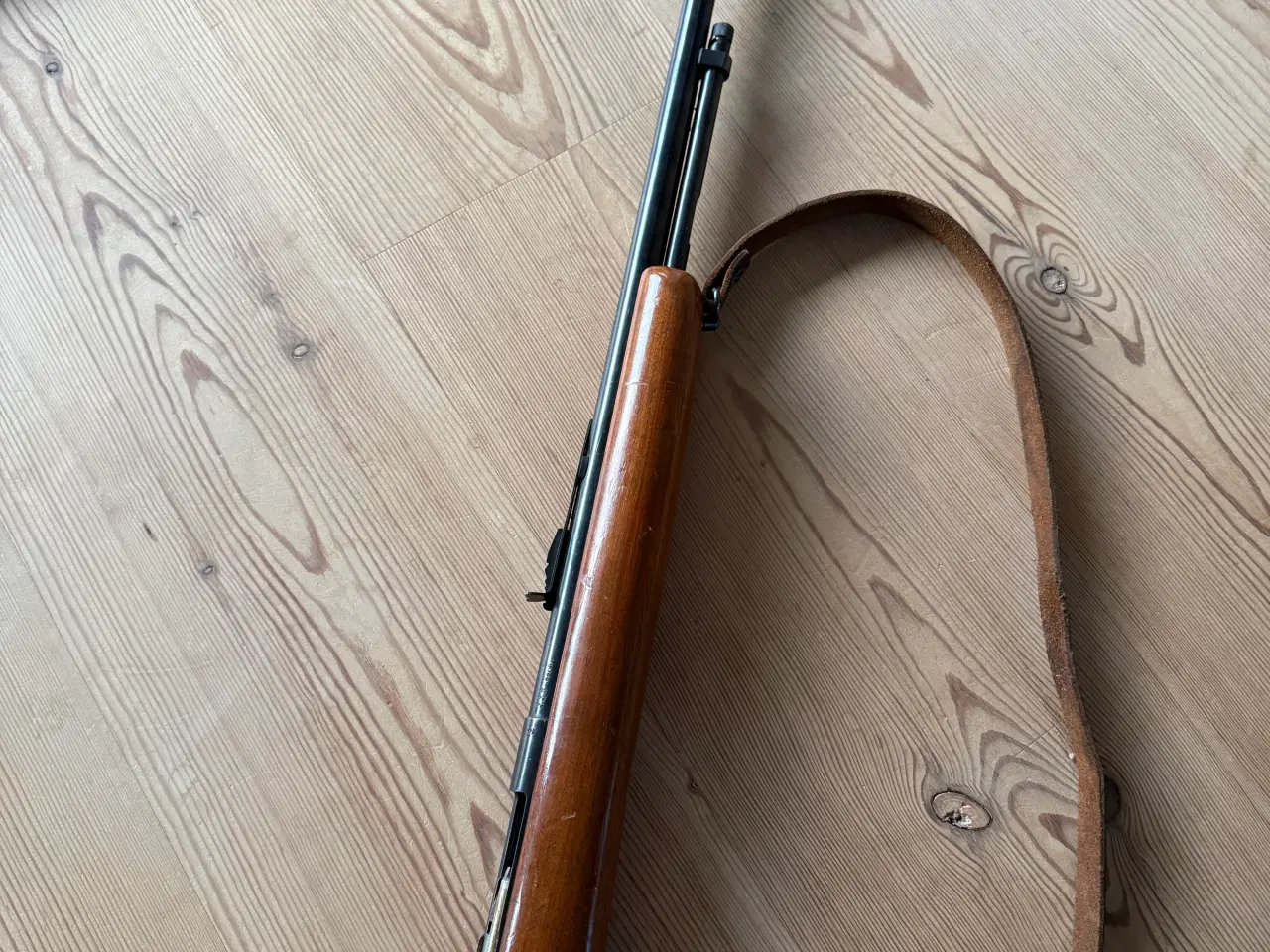 Billede 3 - Salonriffel kal 22