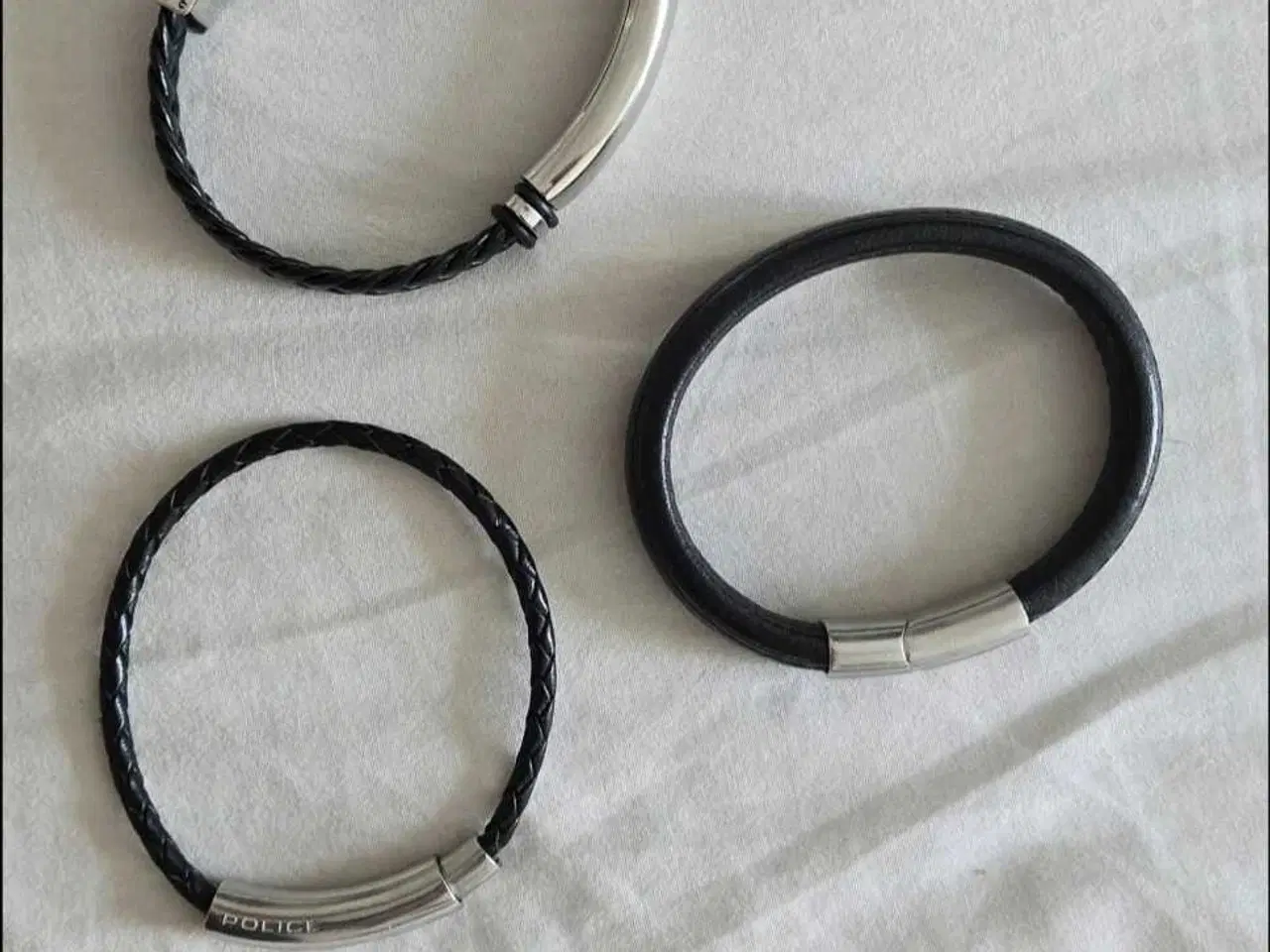 Billede 1 - Lækre armbånd til herrer. Med magnetlukning
