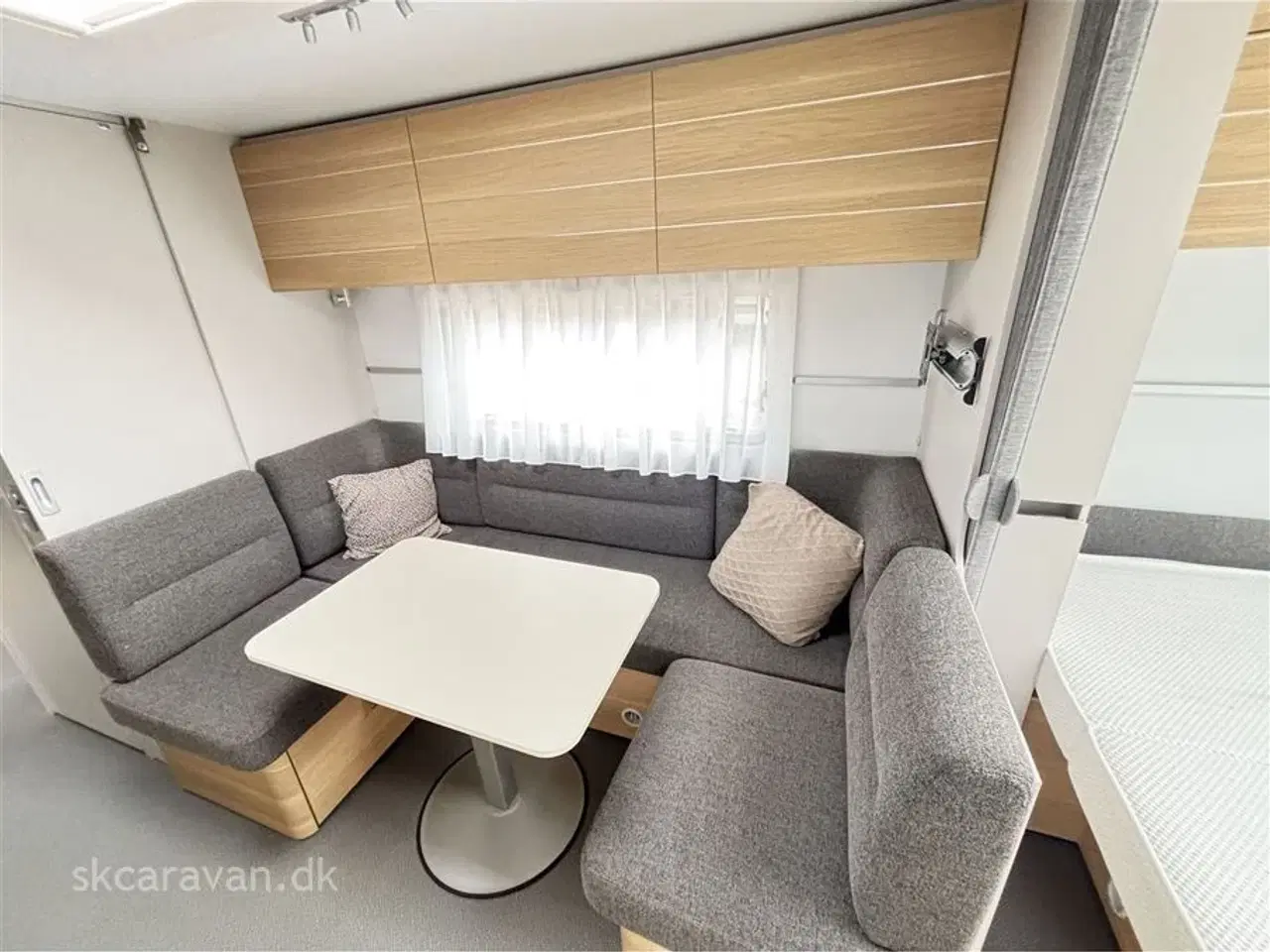 Billede 4 - 2022 - Adria Adora 673 PK   Pæn og velholdt campingvogn