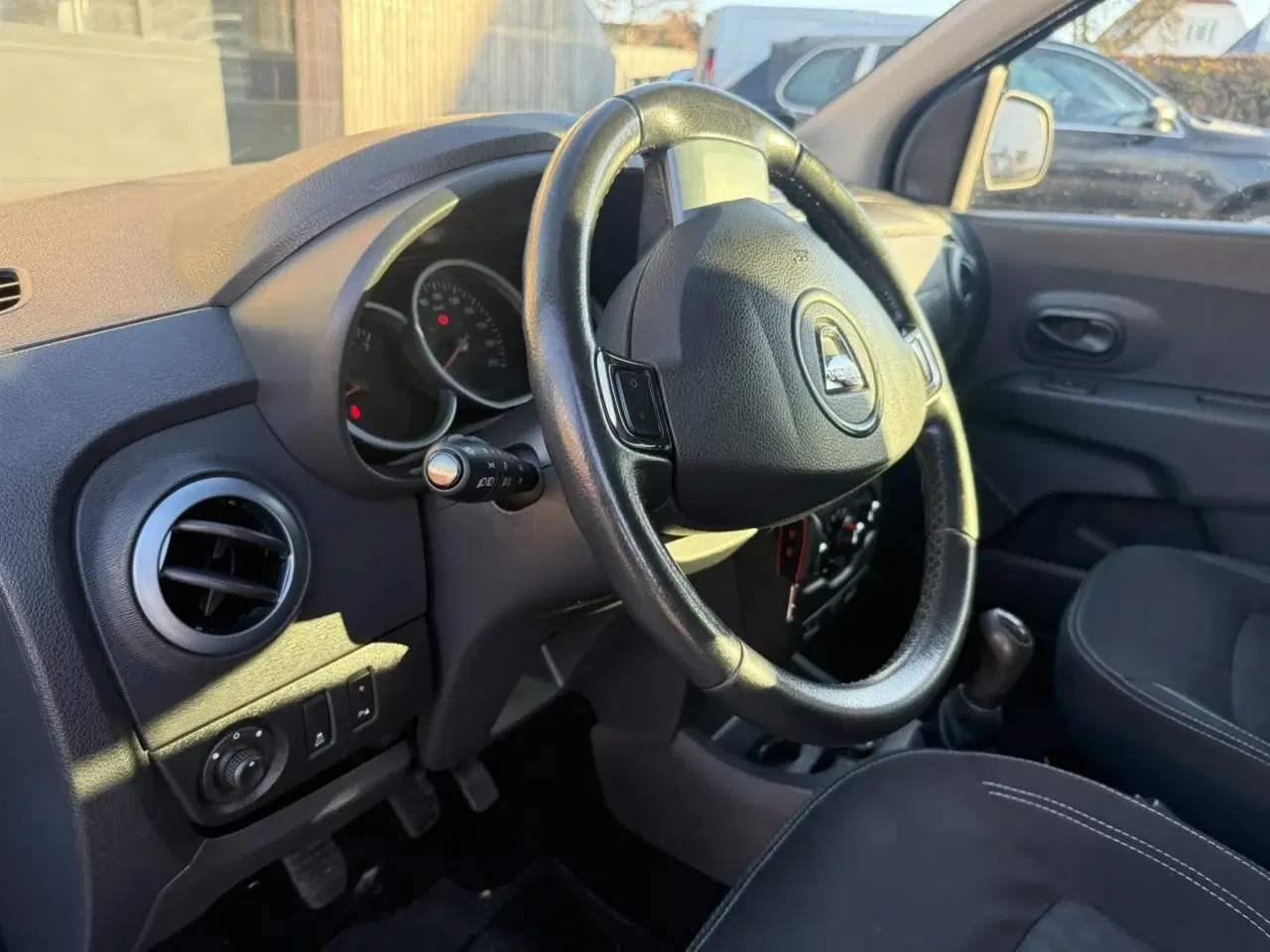 Billede 8 - Dacia Lodgy 7 Sæder 1,5 DCi Stepway Prestige Start/Stop 90HK