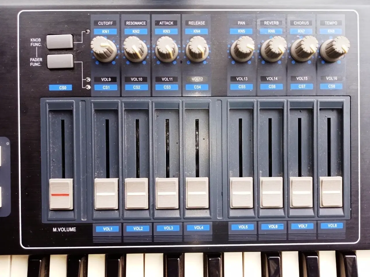 Billede 5 - Sælger CME Synthesizer UF6 med Waldorf Nano modul