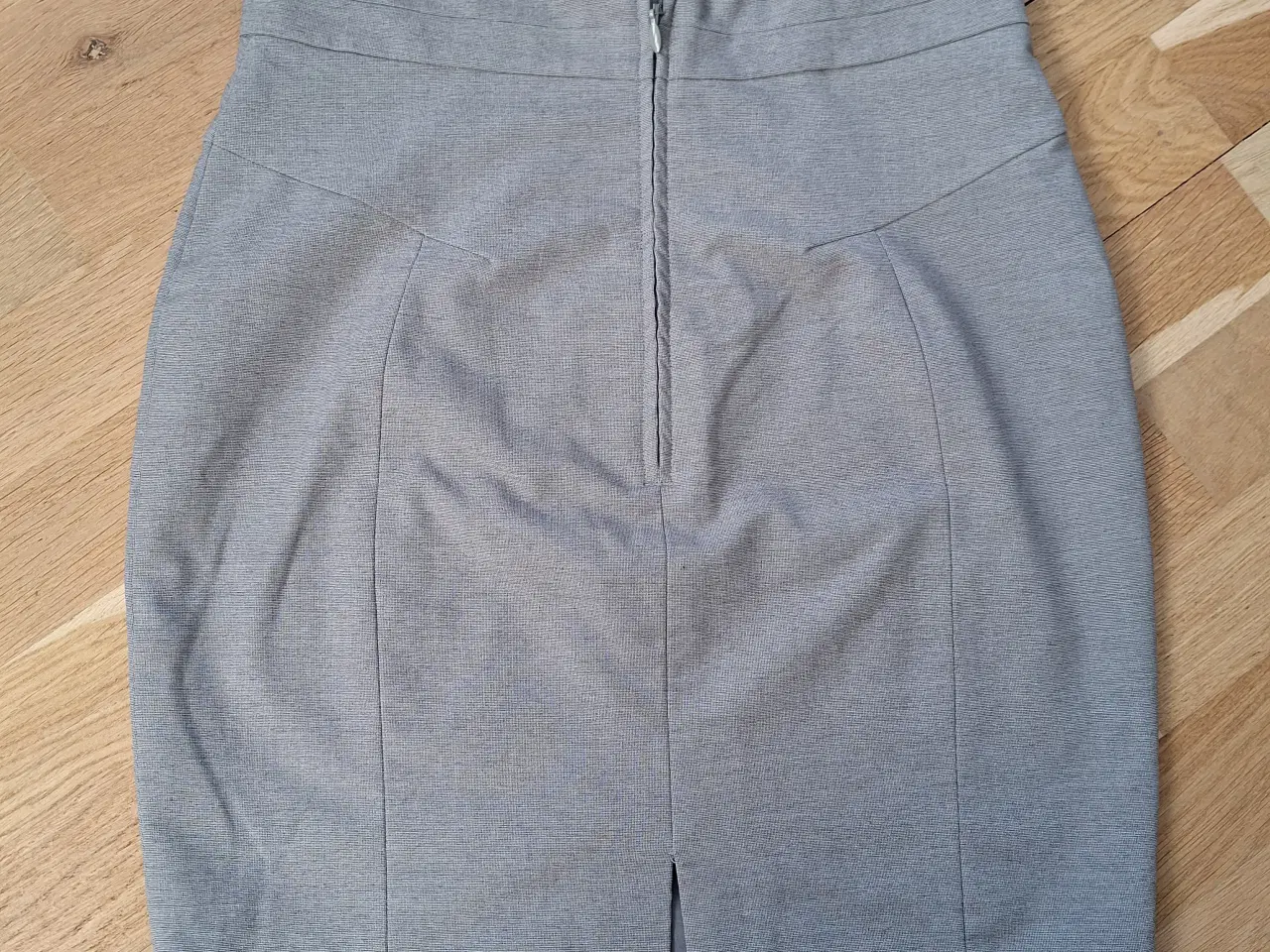 Billede 4 - Nederdel