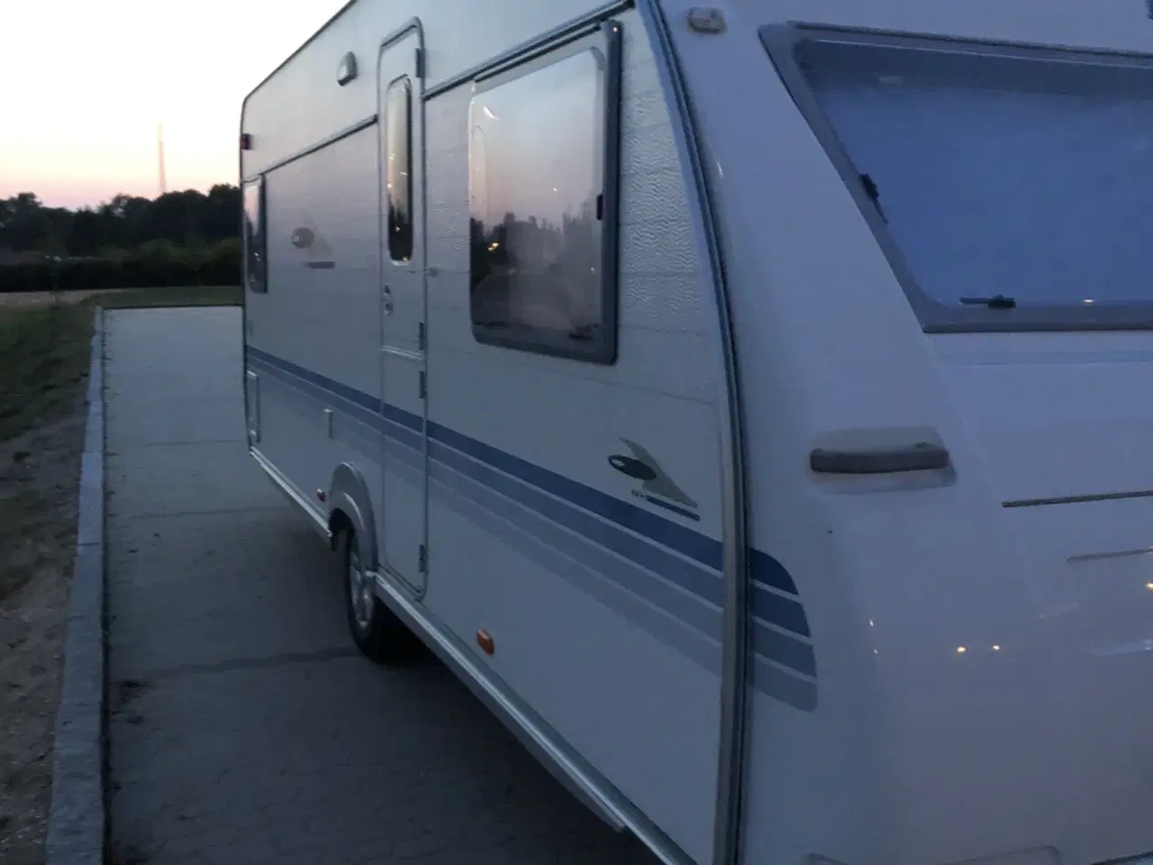 Billede 2 - Adria adora campingvogn