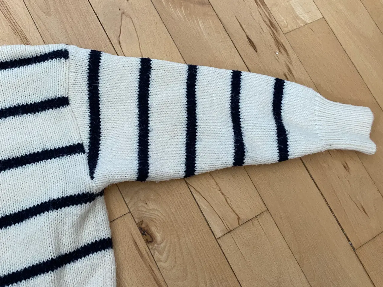 Billede 10 - Strik bluse (kort model) 