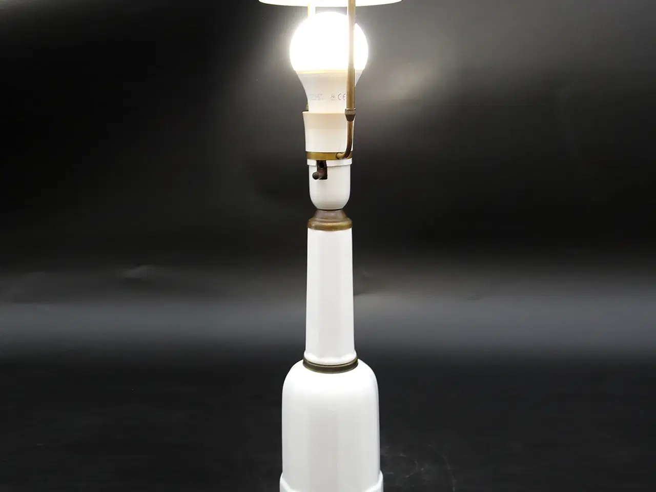 Billede 5 - Heiberglampe i porcelæn og messing 1950–60’erne