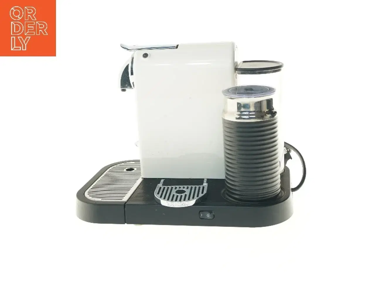 Billede 3 - Nespresso kaffemaskine med mælkeskummer fra Nespresso (str. 27x24x37 cm)