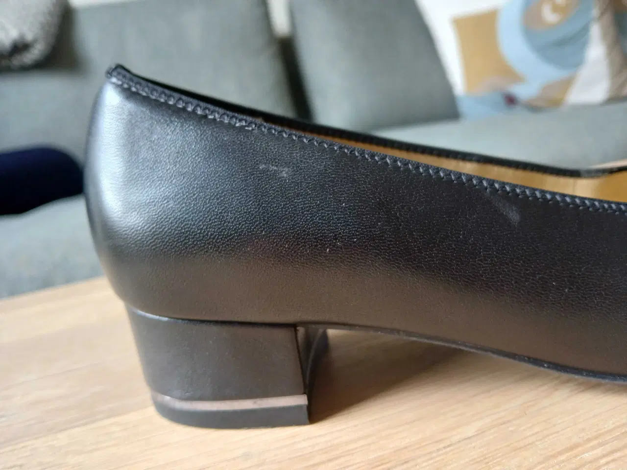 Billede 1 - Nye sorte pumps.
