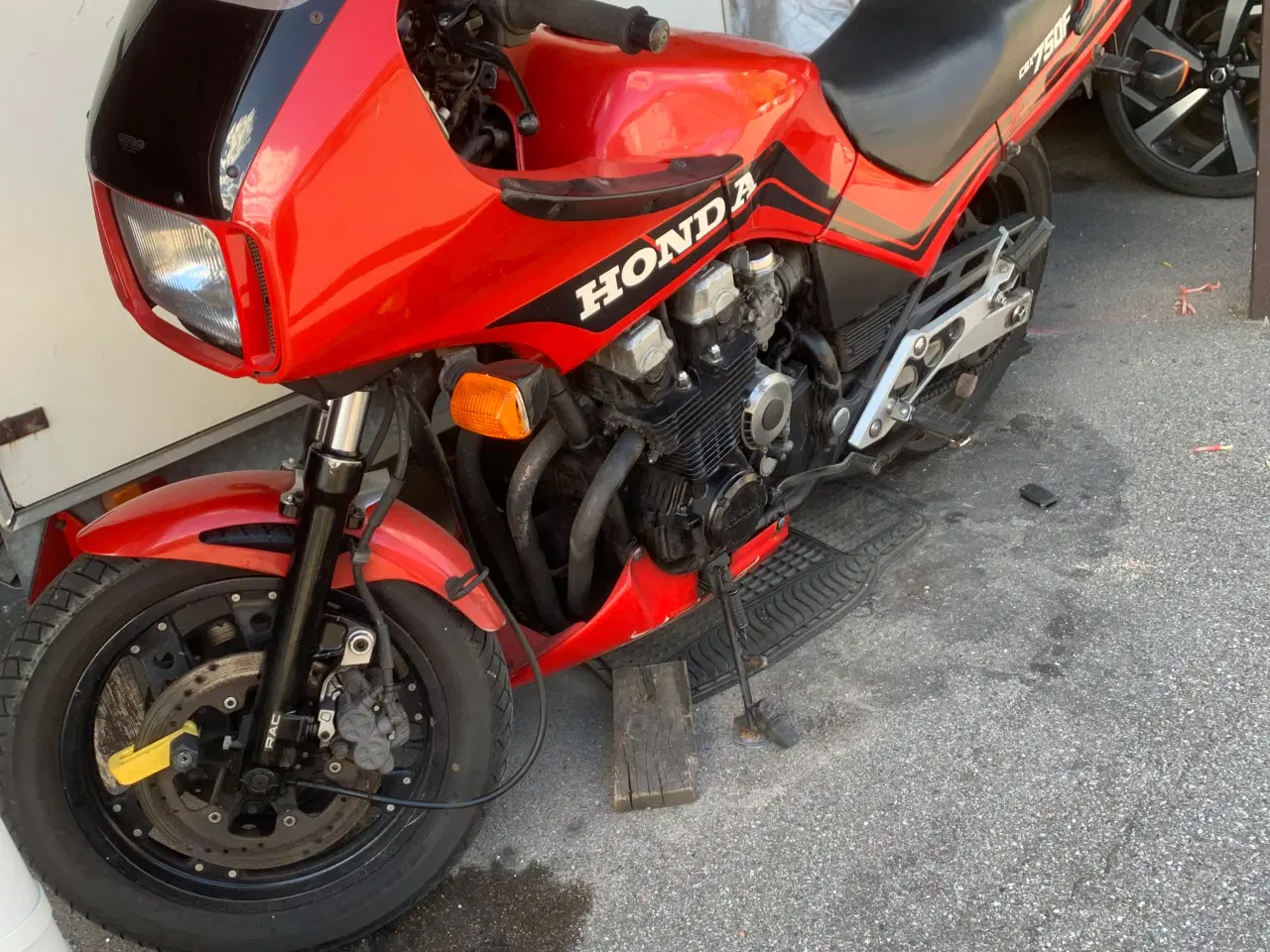 Billede 1 - Honda CBX 750 F sport 