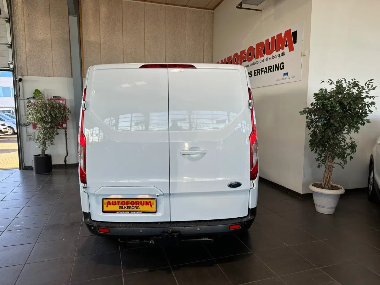 Billede 16 - Ford Transit Custom 300L 2,0 TDCi 170 Active aut.