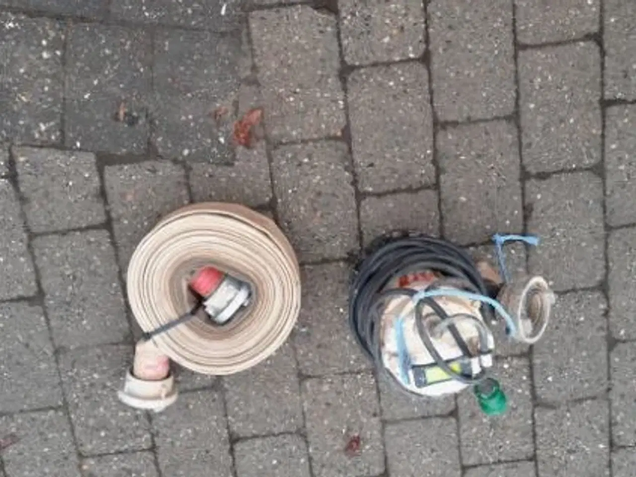 Billede 1 - Dykpumpe med slange