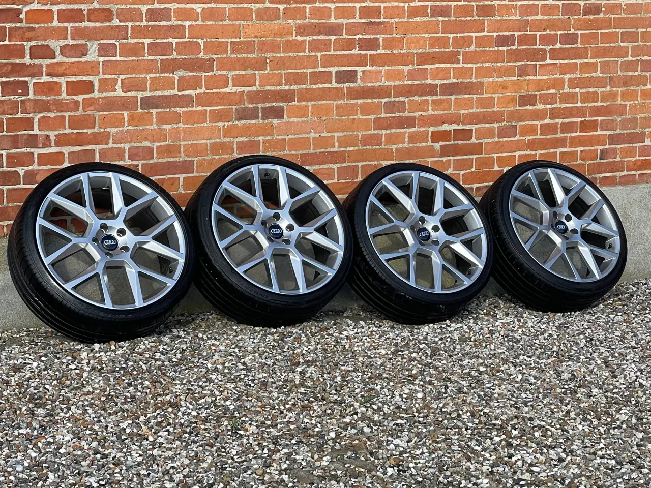 Billede 6 - Alufælge 225/35 R20 krydsmål 5x112 90% mønster