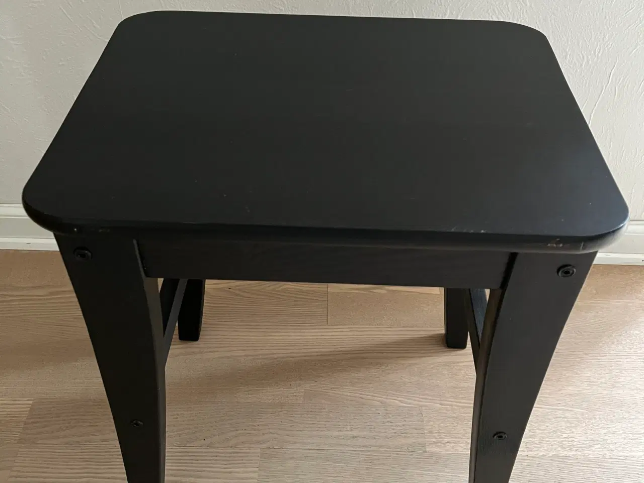 Billede 3 - Skammel / Hjørnebord / Blomsterbord