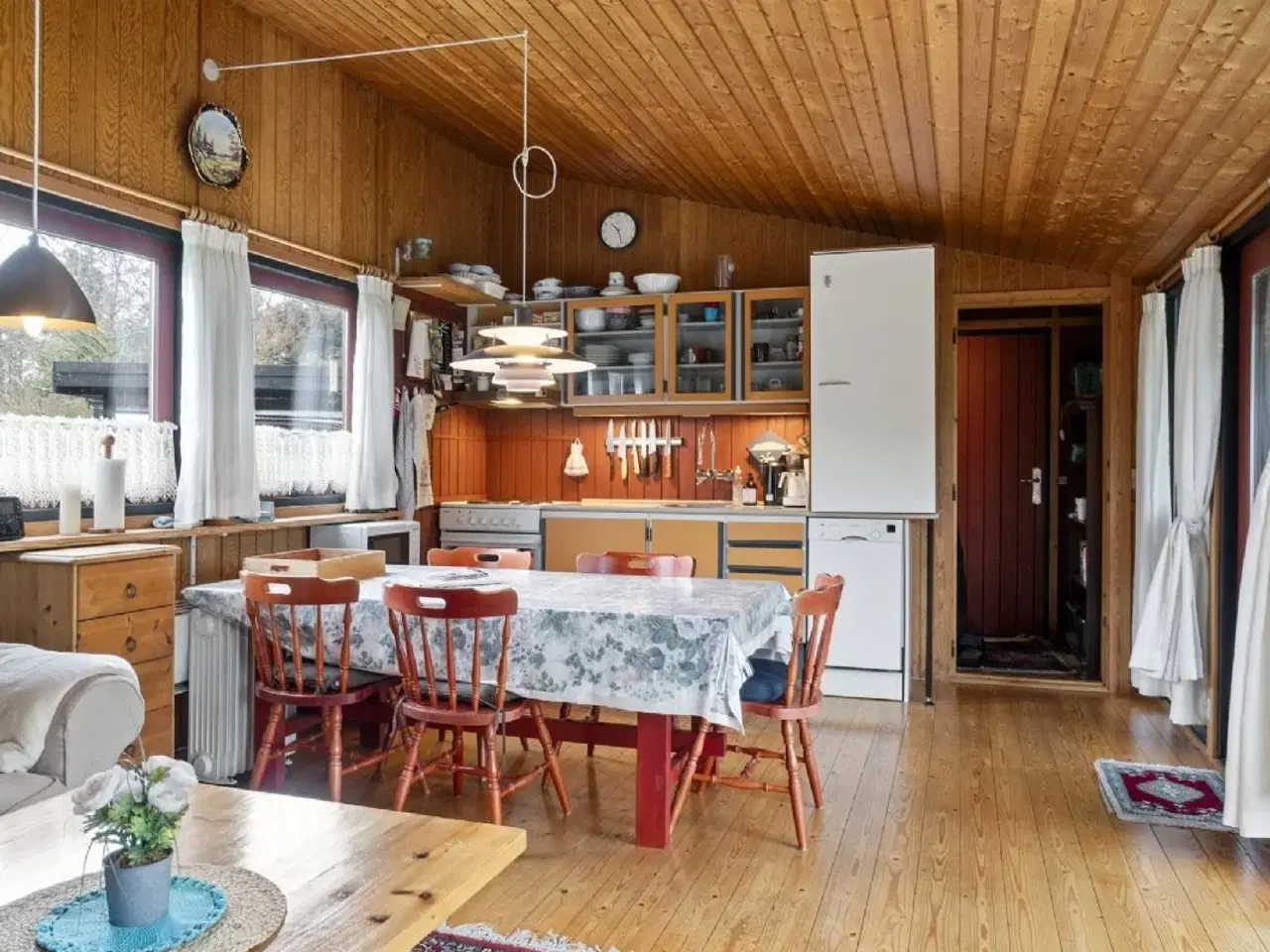 Billede 4 - Nyd roen i mormors sommerhus.