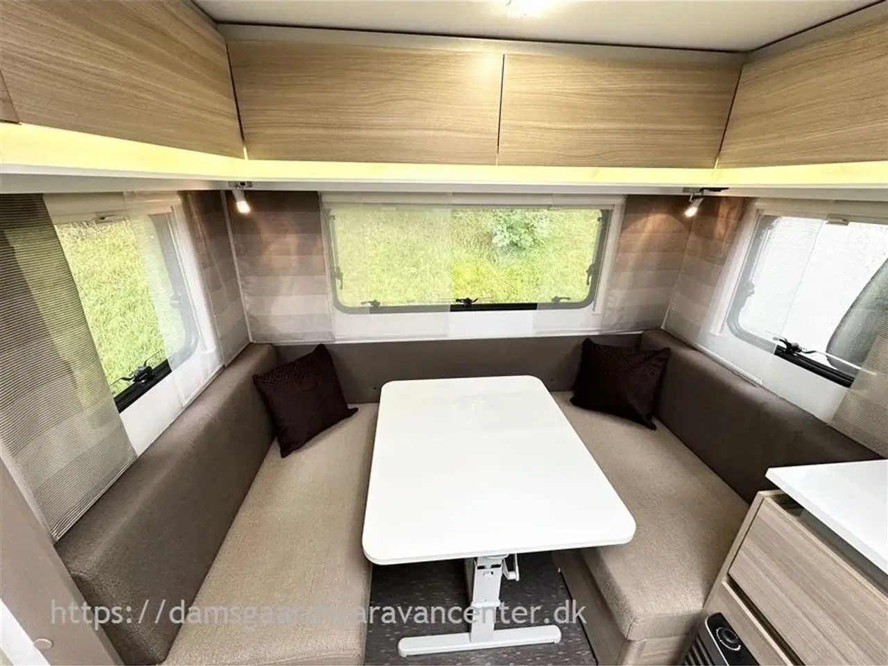 Billede 8 - 2016 - Adria Altea 492 LU   Enkeltsenge - Mover - Aircondition - Fortelt