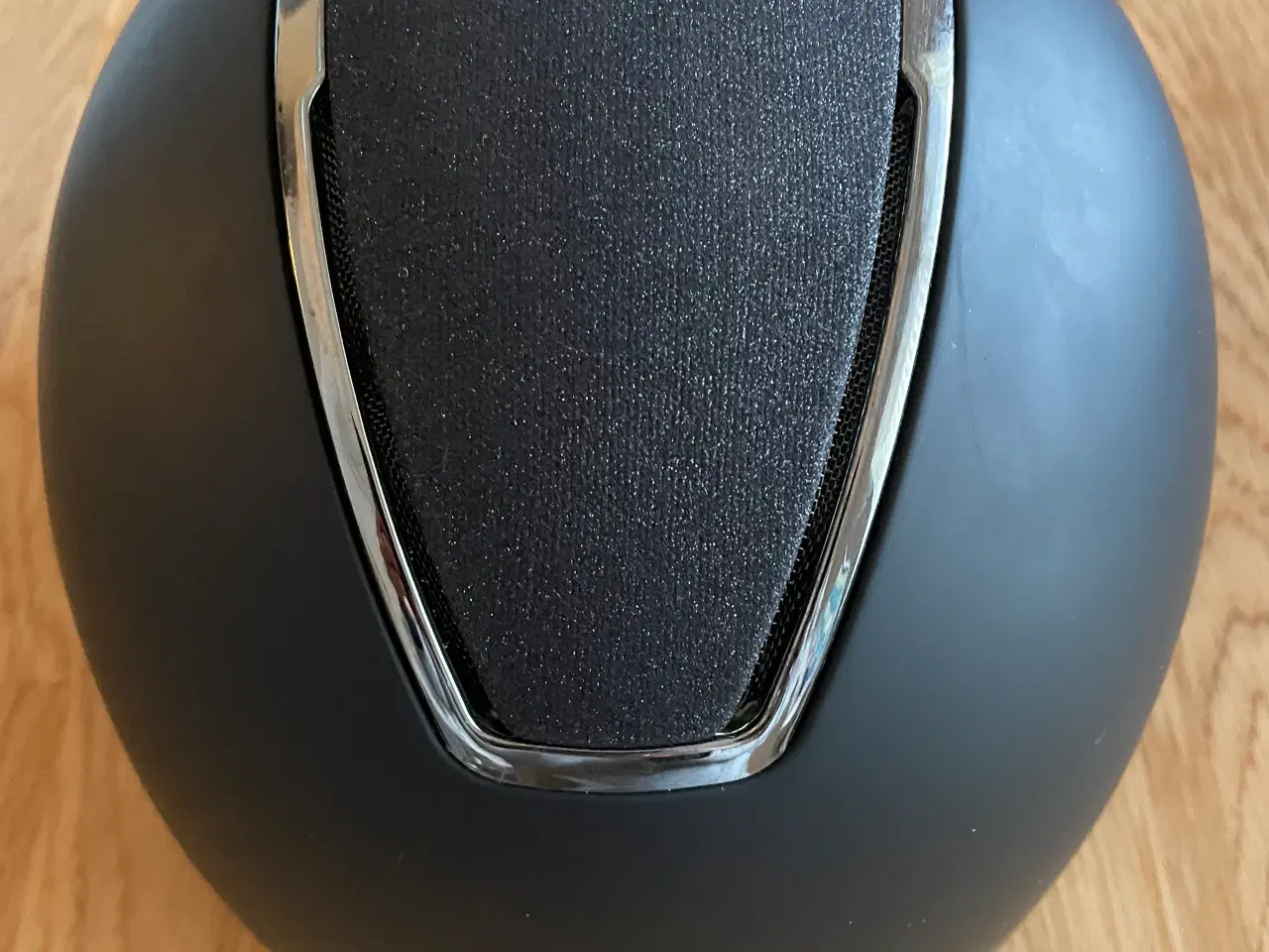 Billede 3 - Flot ridehjelm str. 55-57 cm