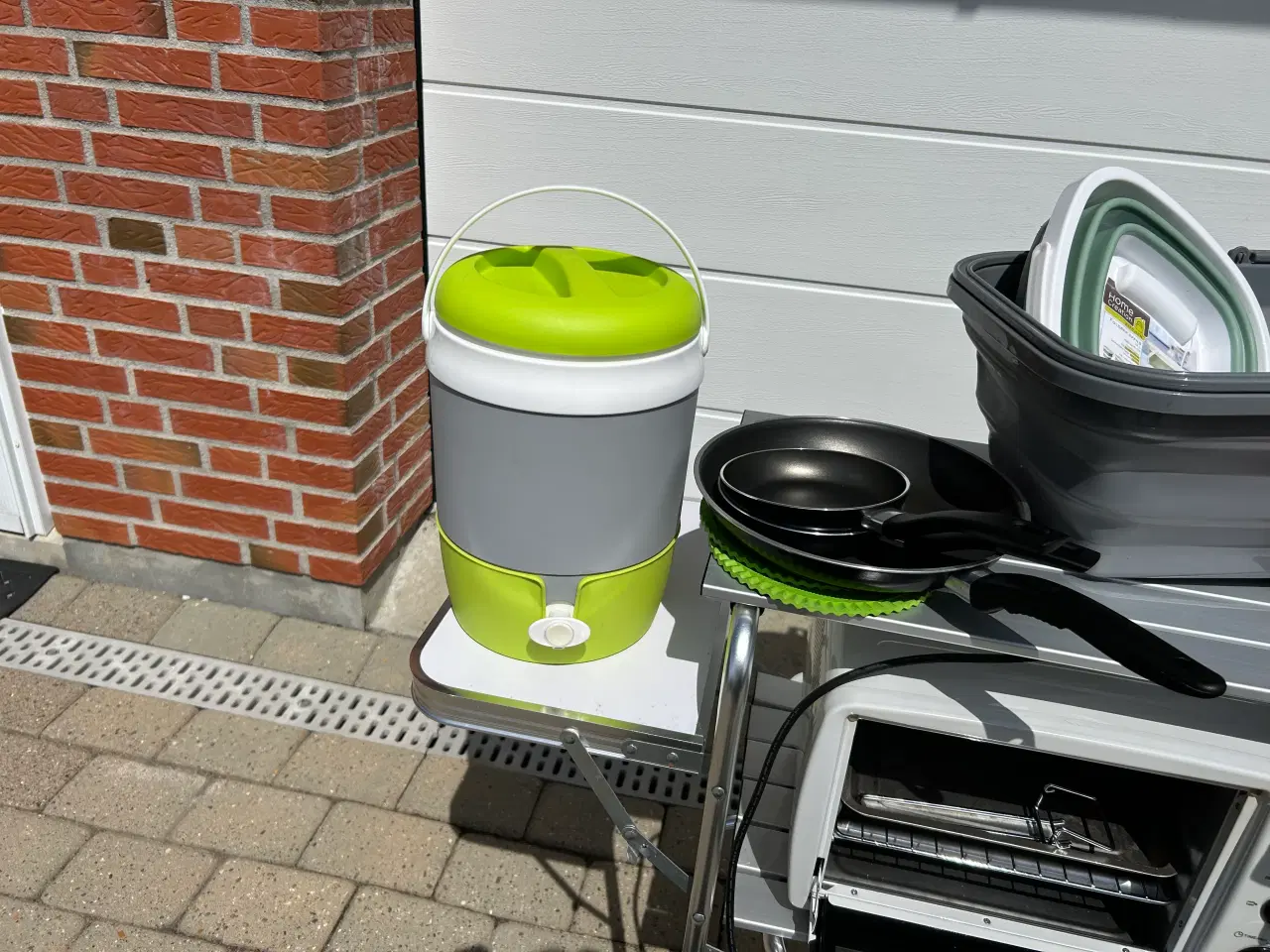 Billede 2 - Forskelligt til camping