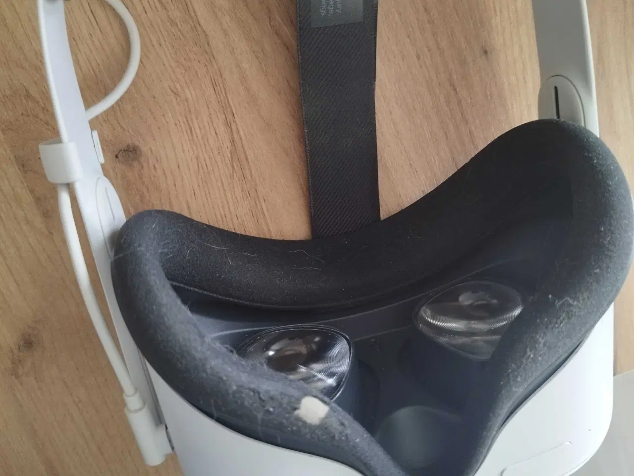Billede 4 - Quest 2 VR Headset Hvid med bæreetui
