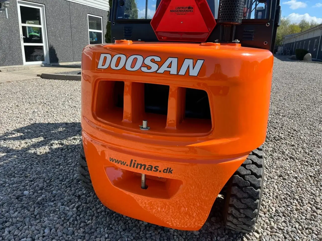 Billede 19 - Doosan D30 G med kabine og KUN 57 TIMER FRA NY, MED TIME GARENTI