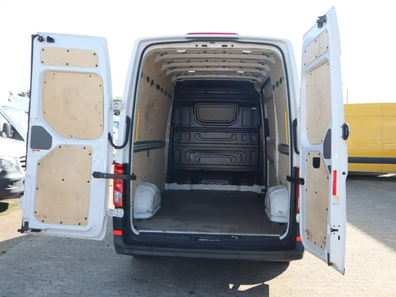 Billede 10 - VW Crafter 35 2,0 TDi 102 Kassevogn L3H2