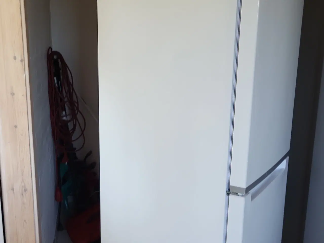 Billede 9 - Køleskab