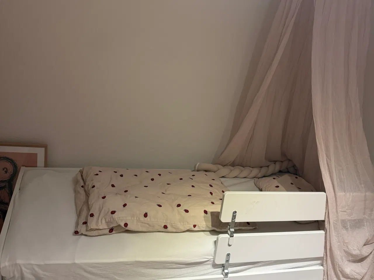 Billede 2 - Senge fra ikea, slet ıkke brugt.