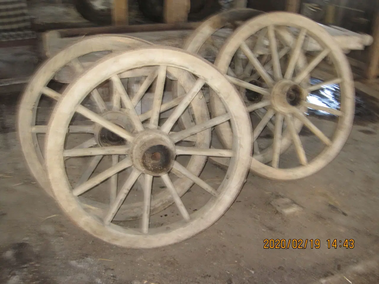 Billede 2 - dele til gammel heste kassevogn