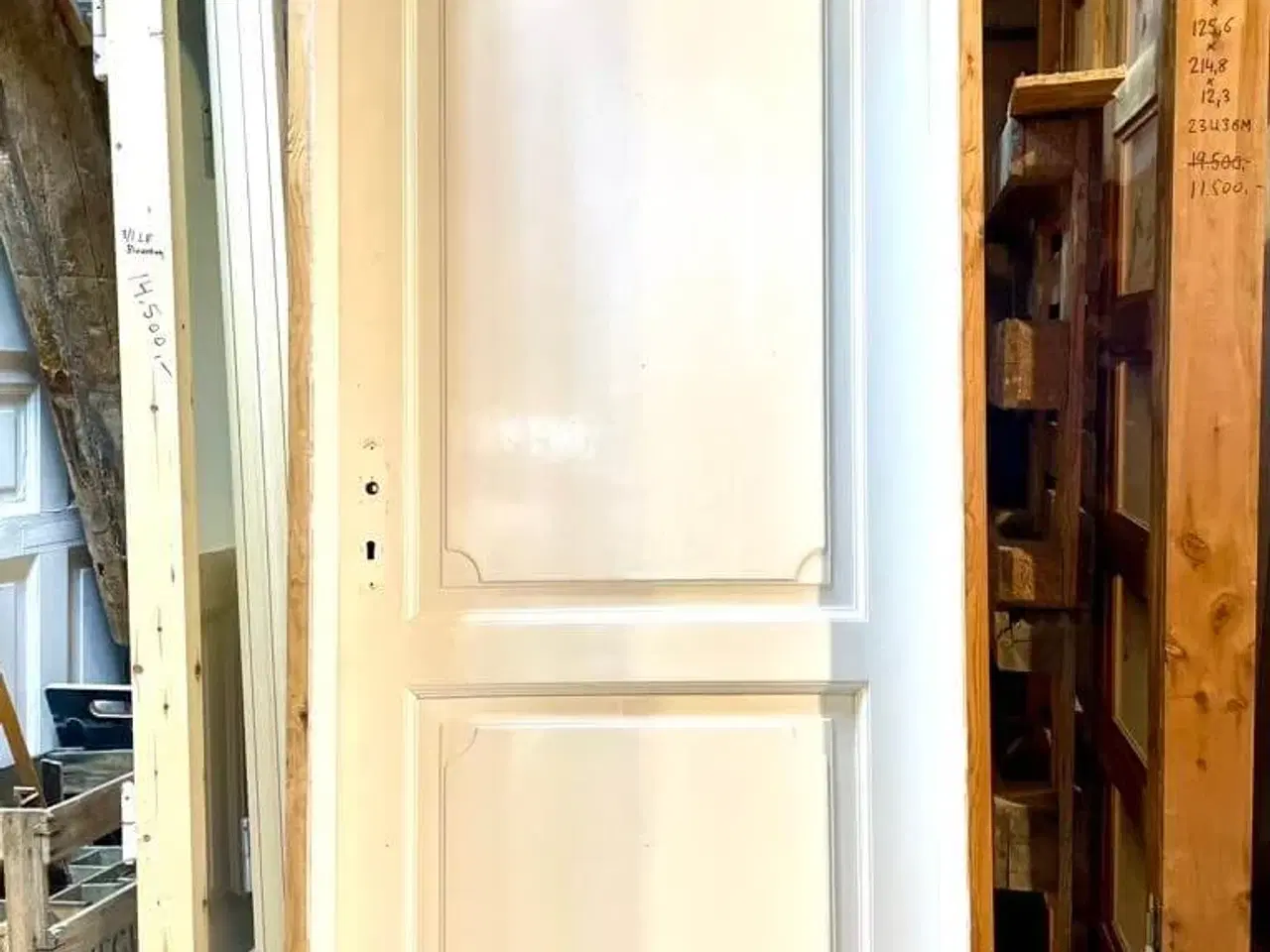 Billede 2 - Smuk, venstrehængt fyldningsdør m. karm