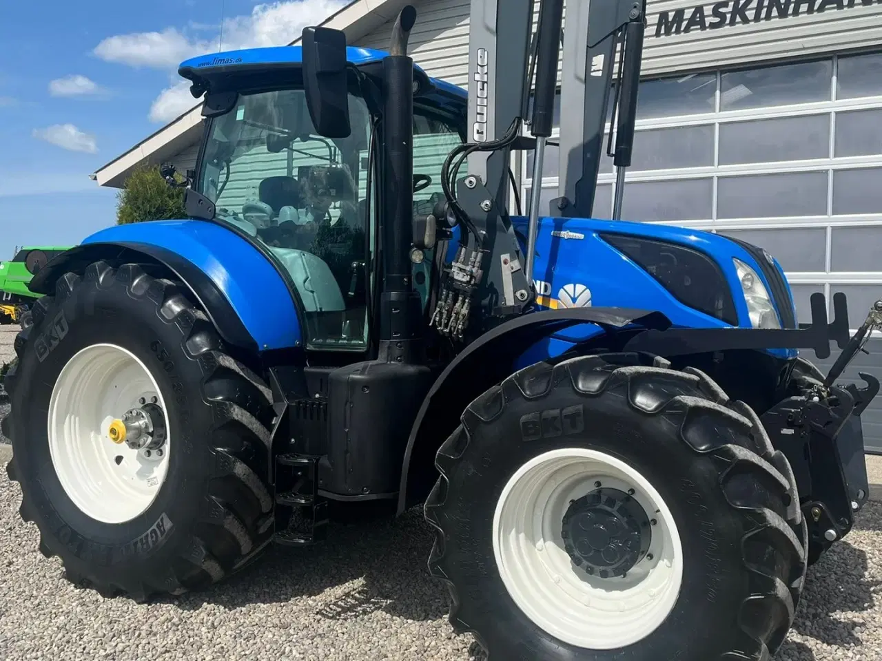Billede 21 - New Holland T7.270 AC med frontlift og frontlæsser