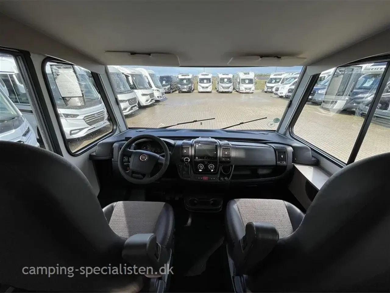 Billede 4 - 2021 - Etrusco I 7400 QB   Etrusco I 7400 QB 2021 - Se den nu hos Camping-Specialisten.dk