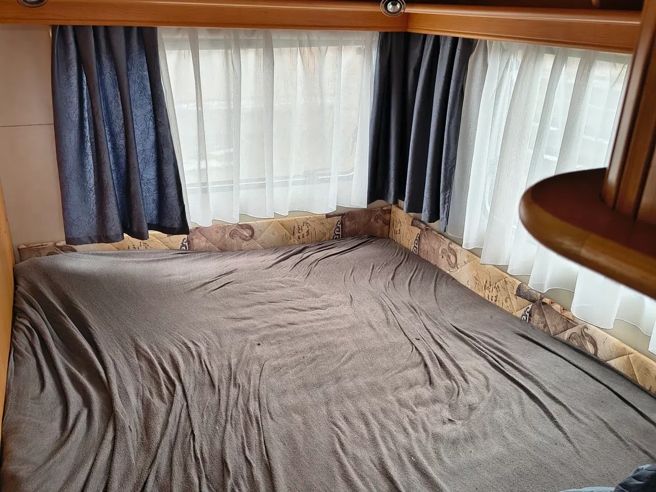 Billede 9 - Rigtig god campingvogn med mover