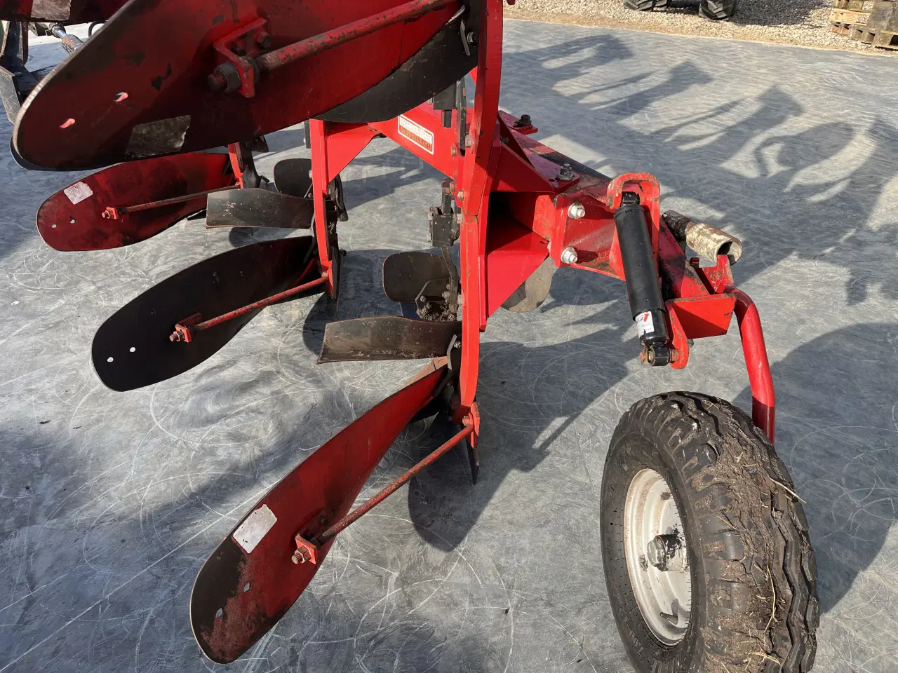 Billede 3 - Agrolux 4 furet med pakker