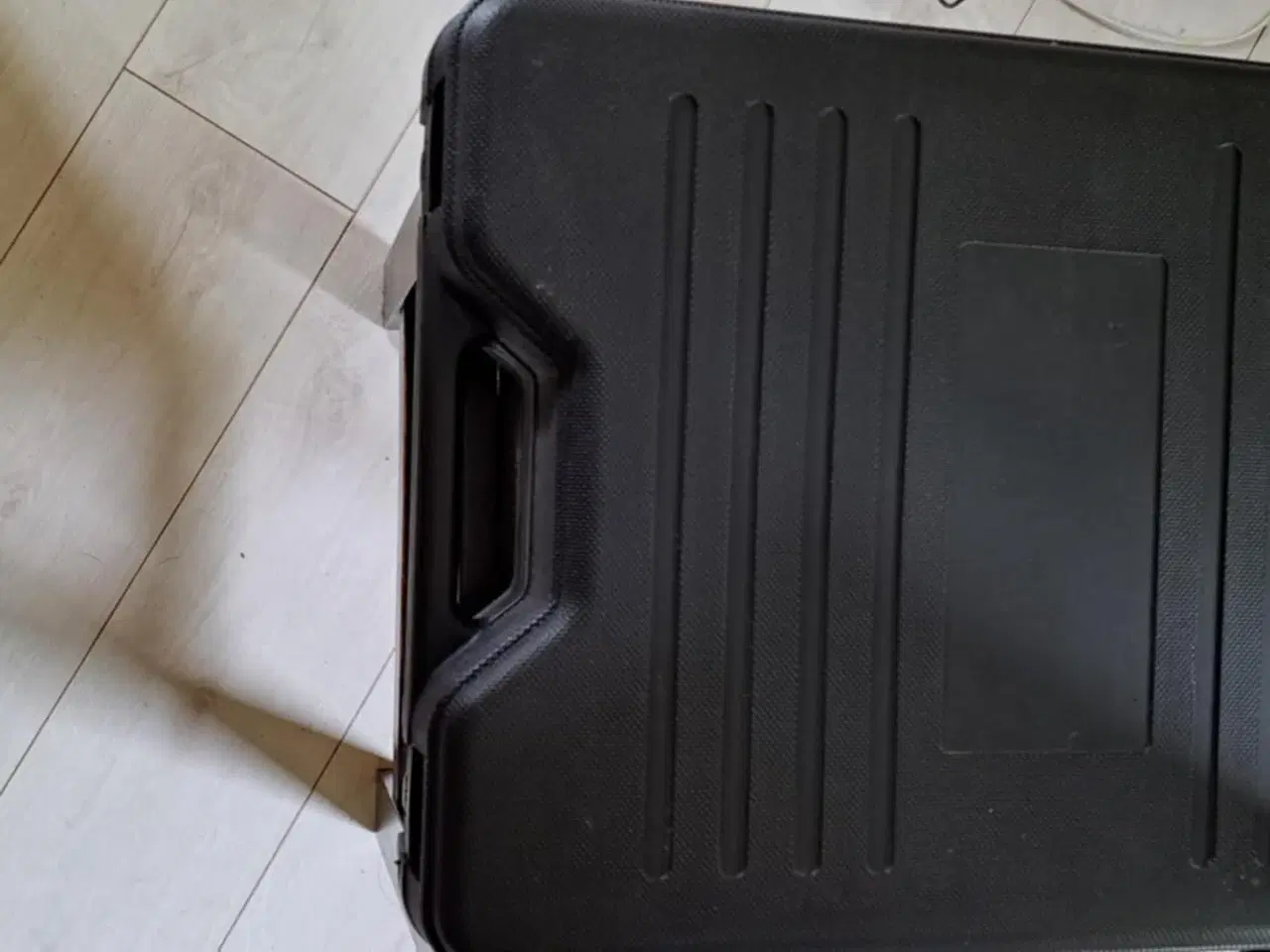 Billede 8 - Kasse med alt til parabol