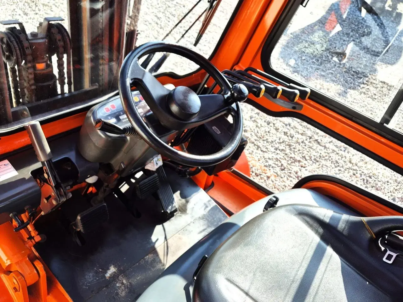 Billede 17 - Baoli 30 / ekstrem velholdt og kun 1300 timer / lukket kabine