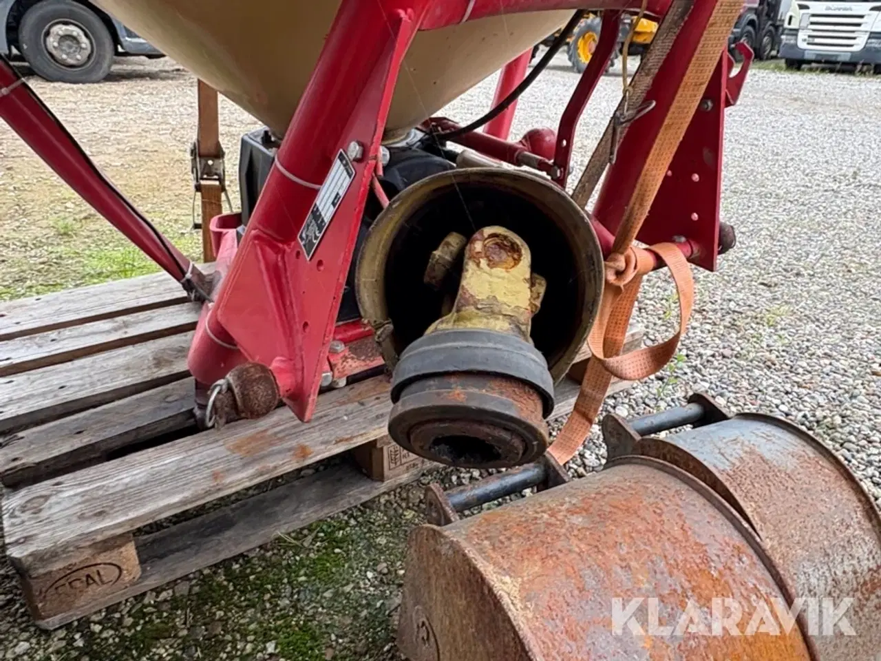 Billede 10 - Saltspreder Vicon PS04 til traktor eller lignende