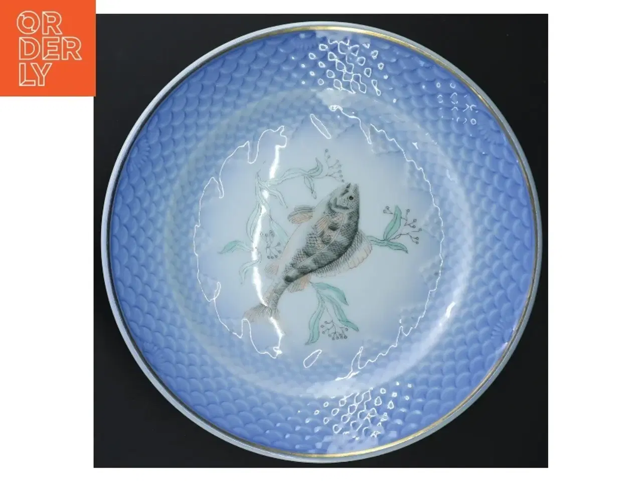 Billede 2 - Sæt af 4 tallerkener med fiskemotiv fra B&G (str. 4 styk. ø. 25 cm)