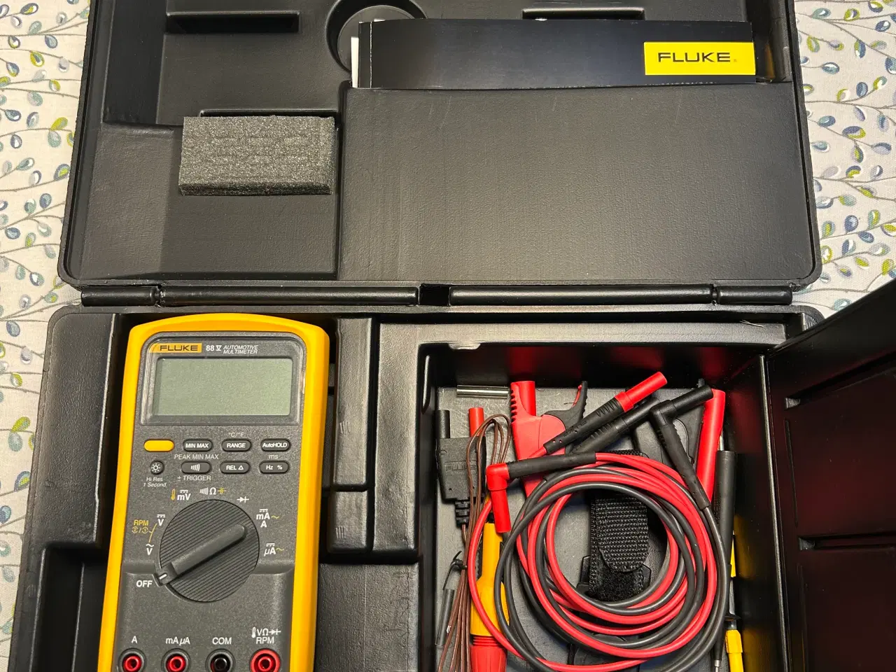 Billede 2 - Multimeter 88V automotive kit Fluke