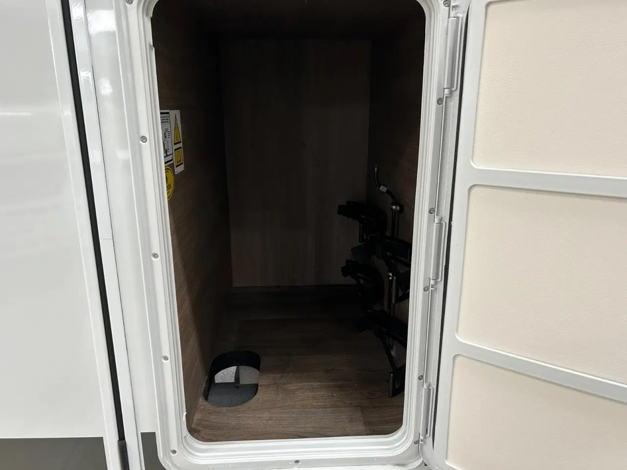 Billede 19 - Carado T328 PRO+ 2,2 JTD 140 aut.