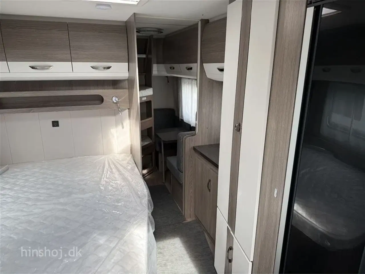 Billede 14 - 2023 - Hobby Prestige 650 KFU   Hobby 650 KFU model med Fransk seng og Køjer fra Hinshøj Caravan A/S