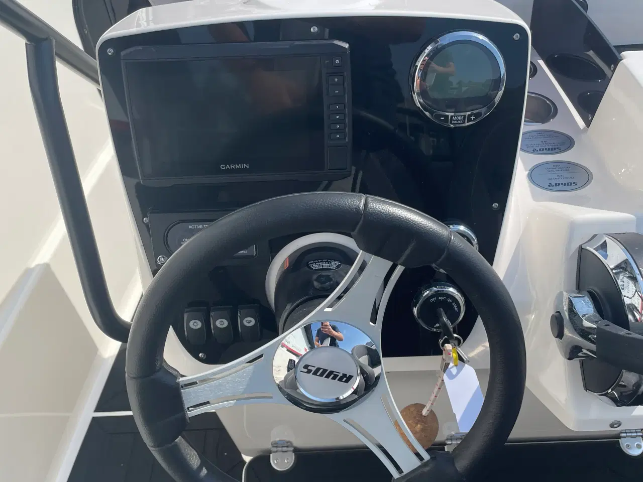 Billede 2 - 630 MID-C med Mercury F115 CT ELPT EFI