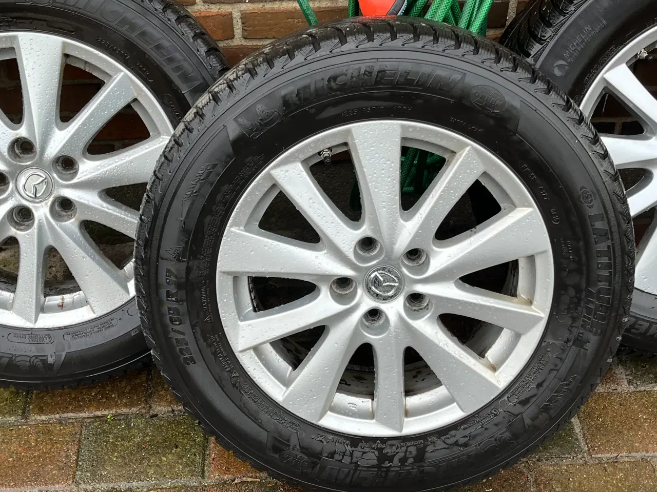 Billede 3 - Dæk på original Mazda cx 5