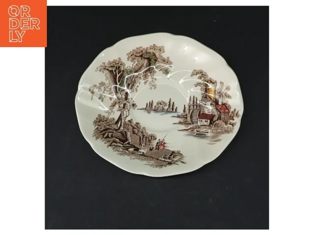 Billede 2 - Vintage desserttallerken af Johnson Bros fra Johnson Bros (str. Ø 14,5 cm)