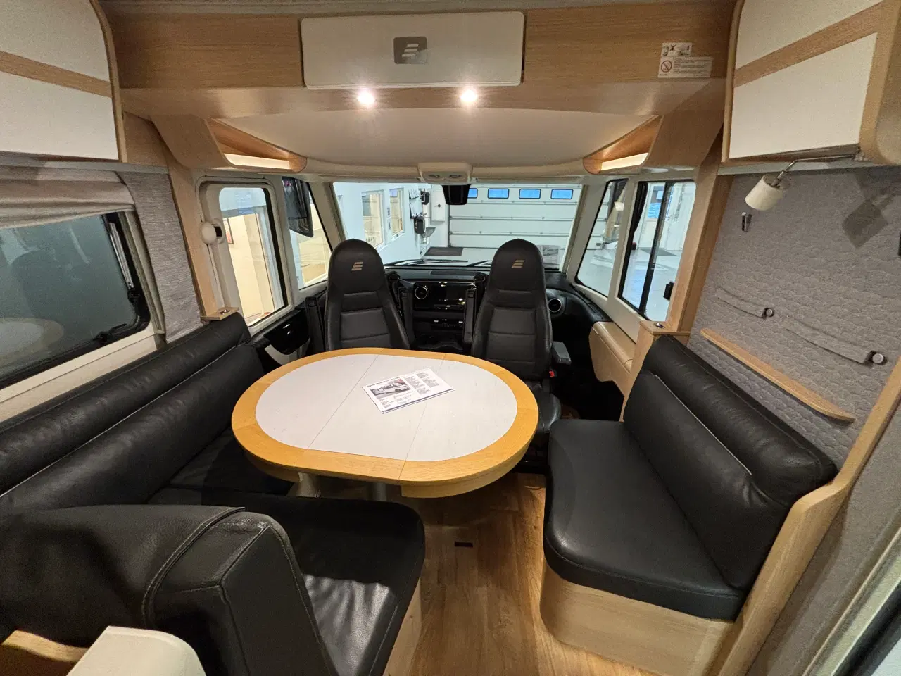 Billede 20 - Autocamper til salg - Hymer Master Line ML I 880