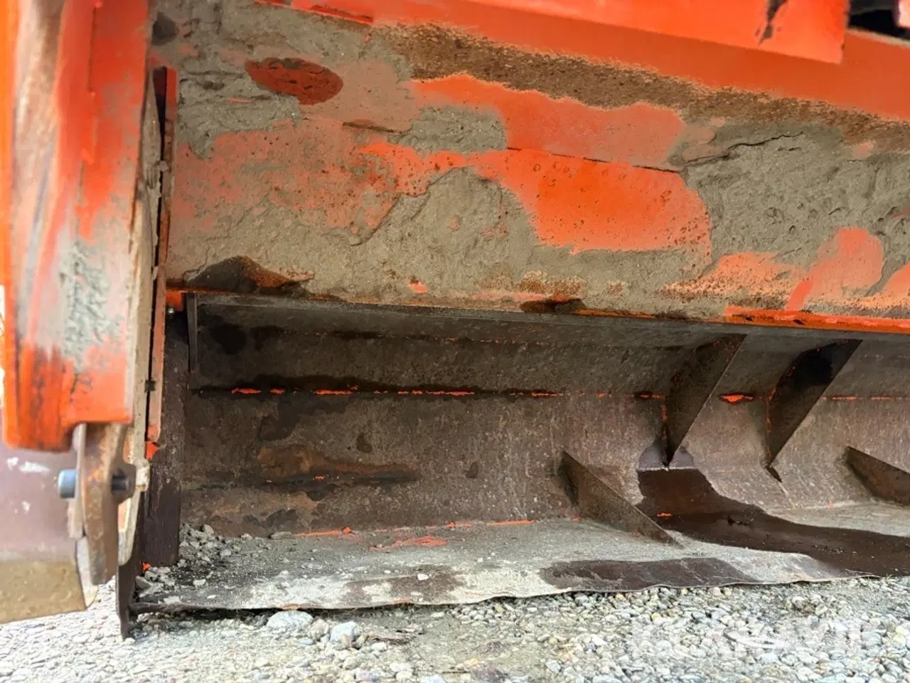 Billede 8 - Hydraulisk kost med vandtank Tuchel Profil 600