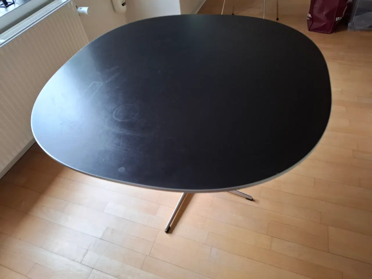 Billede 1 - Piet Hein A603 cafébord, 100 x 100 cm fra Fritz Ha