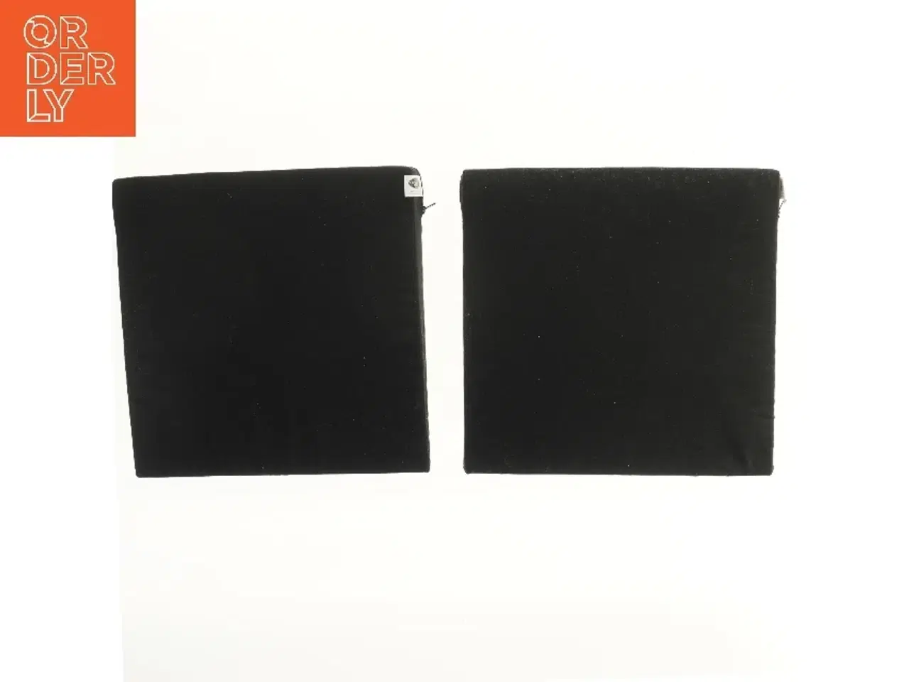 Billede 2 - Sorte sædehynder fra Rehaforum Medical (str. 2 styk, 37x36 cm)